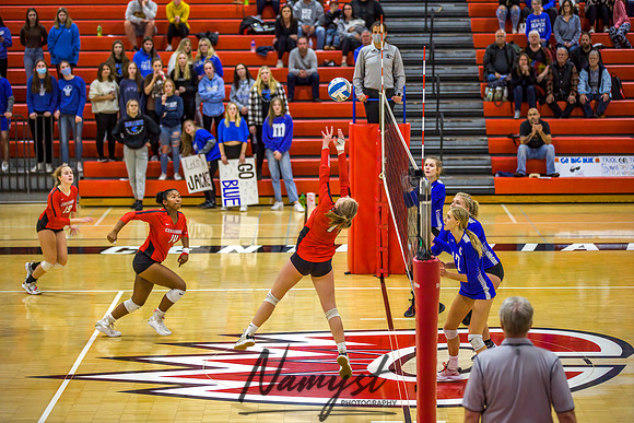 Centennial vs Cambridge Isanti Girls Varsity Volleyball 154