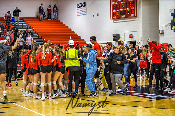 Centennial vs Cambridge Isanti Girls Varsity Volleyball 200
