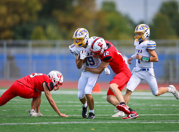 Centennial vs STMA JV Football 298