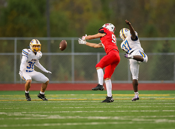 Centennial vs STMA JV Football 178