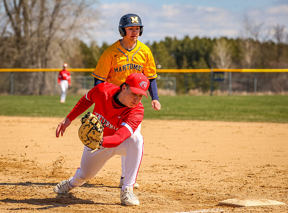 Centennial vs Mahtomedi JV Baseball_619