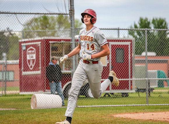952 Forest Lake vs Park Varsity Baseball
