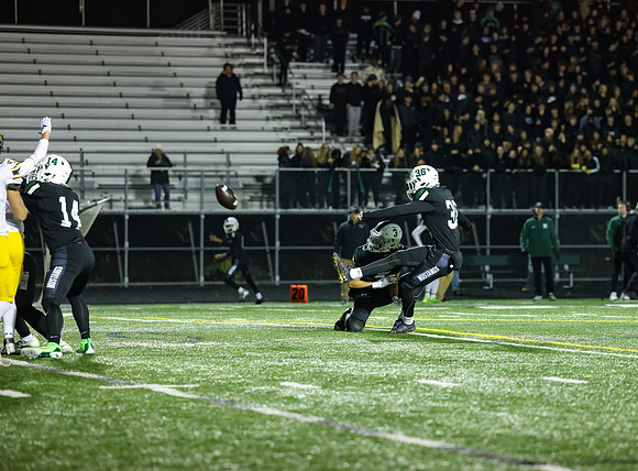 Mounds View vs Prior Lake Varsity Football 23