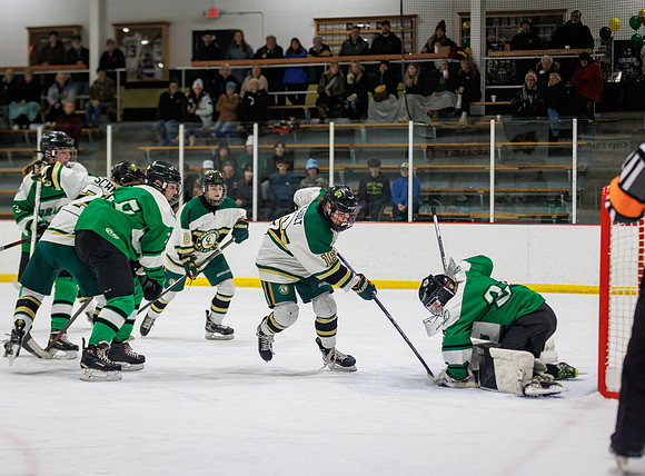 Chisago vs Pine City Varsity Hockey 416