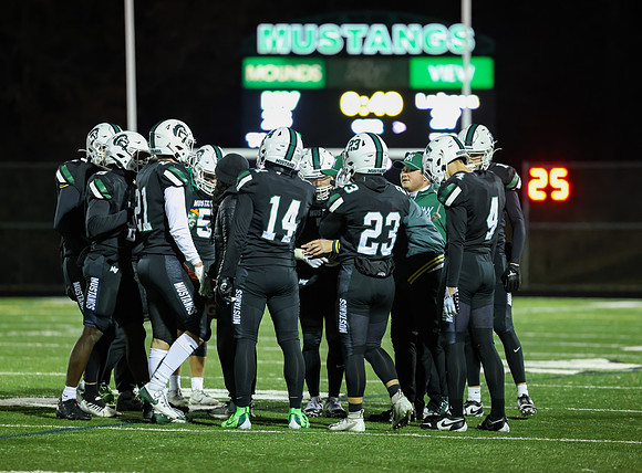 Mounds View vs Prior Lake Varsity Football 210