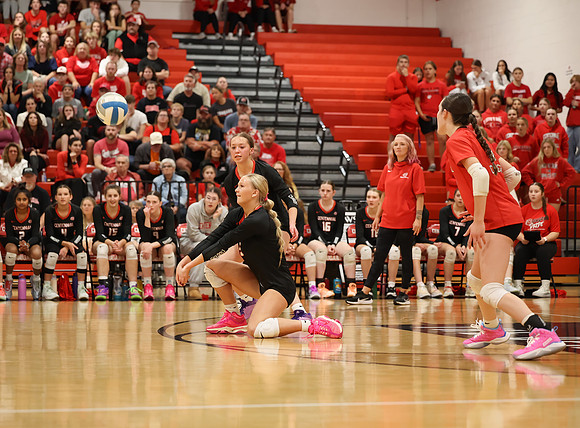 Centennial vs Blaine Girls Varsity Volleyball 25