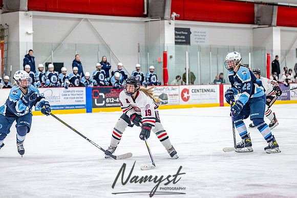 Centennial vs Blaine Varsity Hockey 375