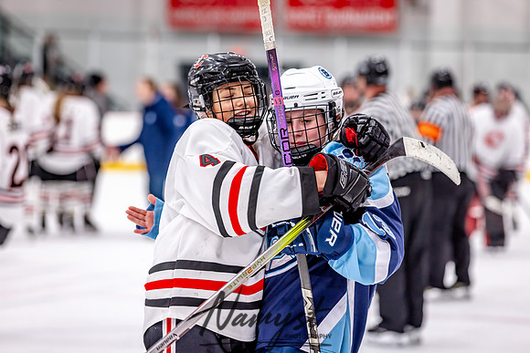 Centennial vs Blaine Varsity Hockey 402