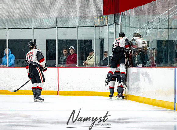 Centennial vs Duluth East Varsity Hockey 225
