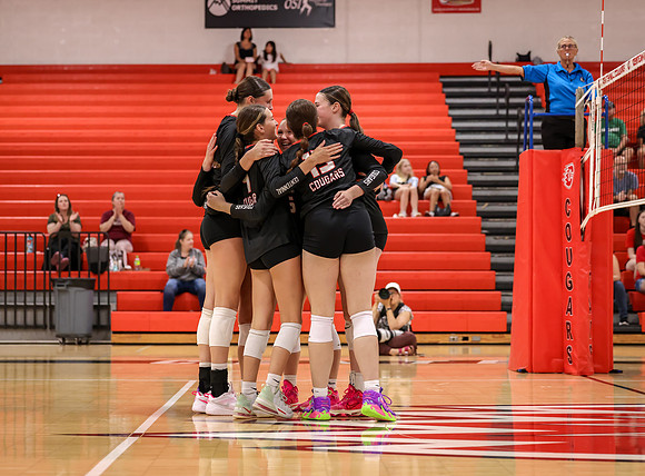 Centennial vs Mounds View Girls Varsity Volleyball 215