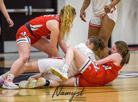 Centennial vs Coon Rapids Girls Varsity Basketball 071