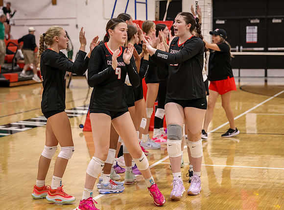 Centennial vs Mounds View Girls Varsity Volleyball 235