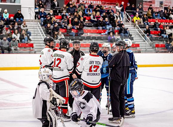 Centennial vs Blaine Varsity Hockey 111