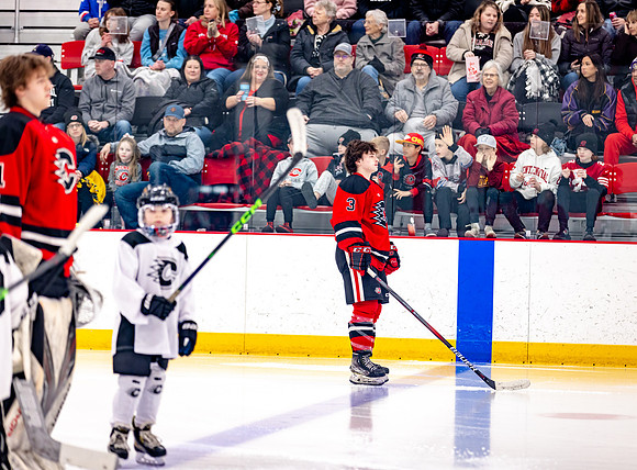 Centennial vs Blaine Varsity Hockey 165