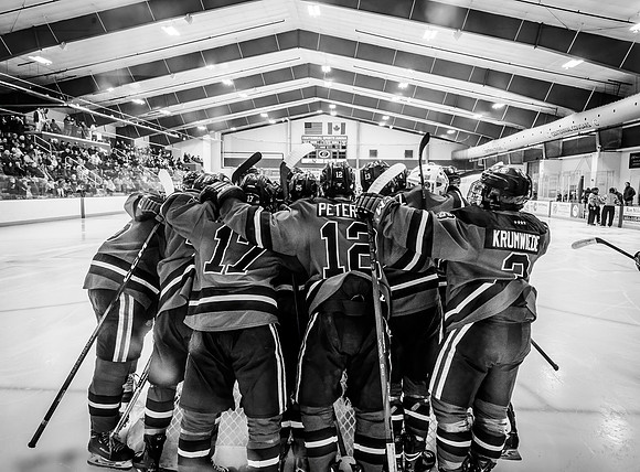 Centennial vs Blaine Varsity Hockey 210