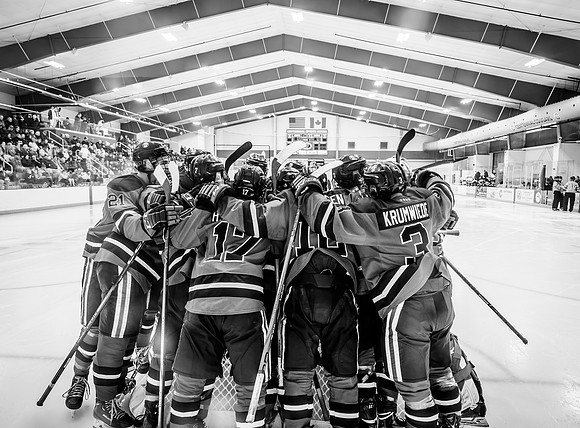 Centennial vs Blaine Varsity Hockey 212