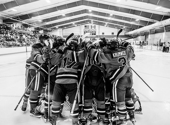 Centennial vs Blaine Varsity Hockey 213