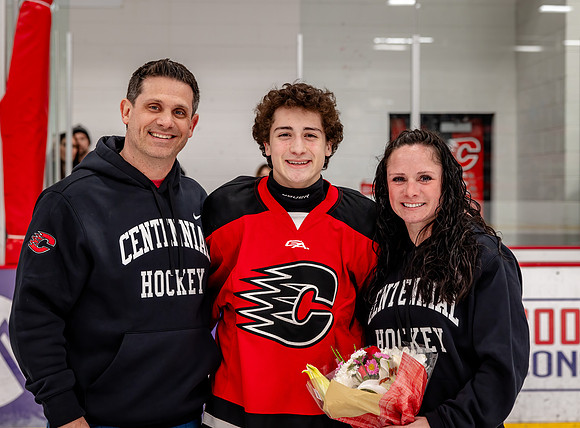 Centennial vs Blaine Varsity Hockey 36
