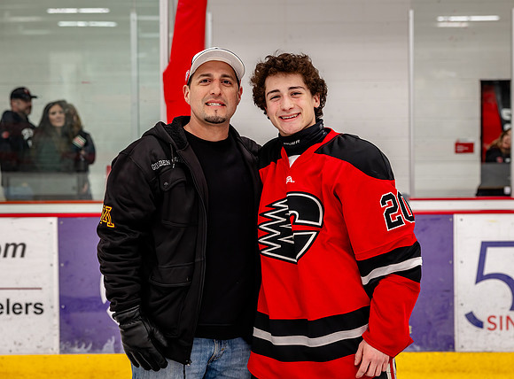 Centennial vs Blaine Varsity Hockey 37