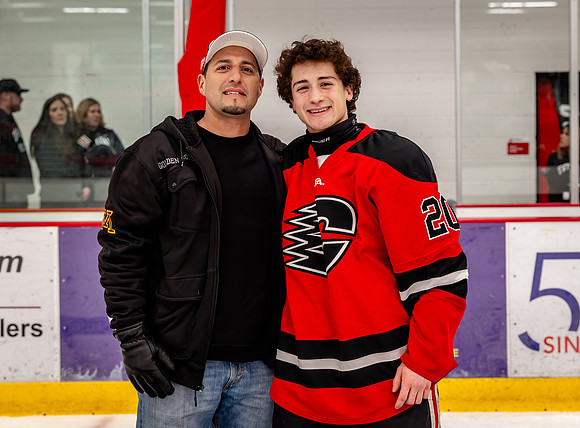 Centennial vs Blaine Varsity Hockey 38