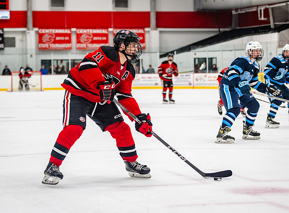 Centennial vs Blaine Varsity Hockey 430