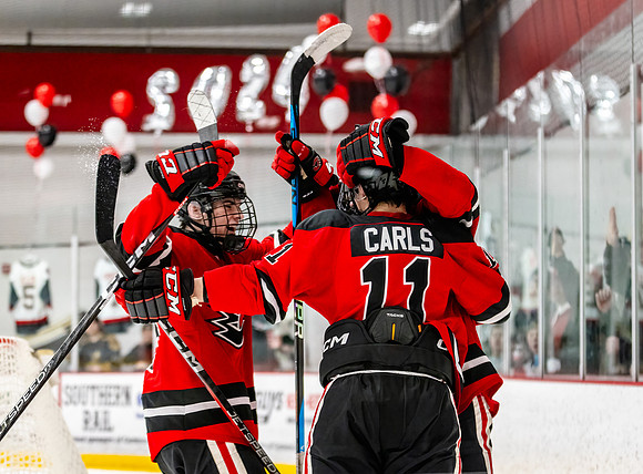 Centennial vs Blaine Varsity Hockey 445