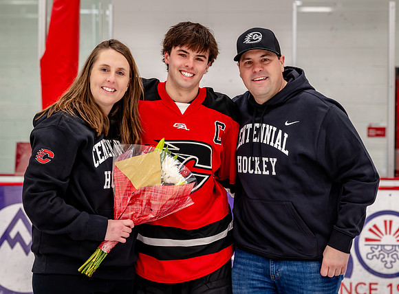 Centennial vs Blaine Varsity Hockey 77