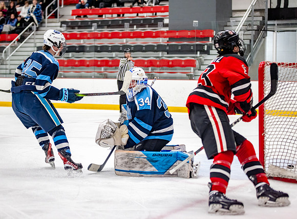 Centennial vs Blaine JV Hockey 46