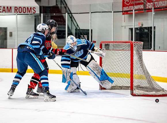 Centennial vs Blaine JV Hockey 68