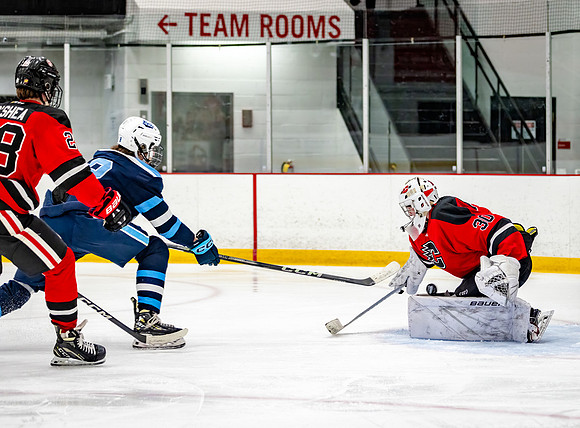 Centennial vs Blaine JV Hockey 142