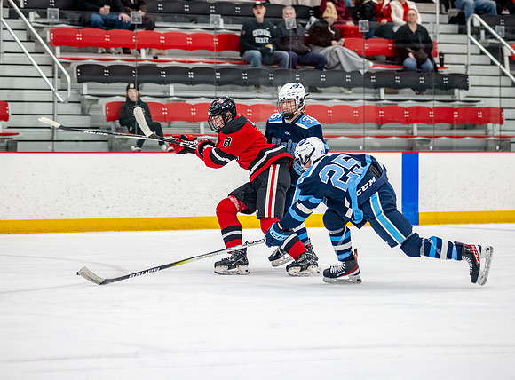 Centennial vs Blaine JV Hockey 182