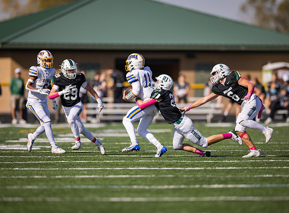 Mounds View vs STMA Varsity Football 186
