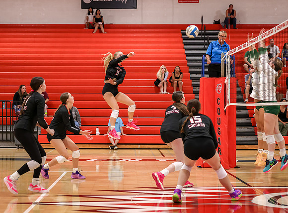 Centennial vs Mounds View Girls Varsity Volleyball 195