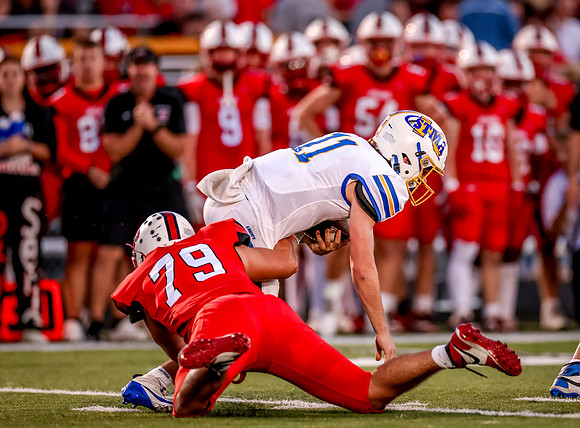 Centennial vs STMA Varsity Football 223