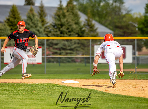 Centennial vs Duluth East Varsity Baseball 158