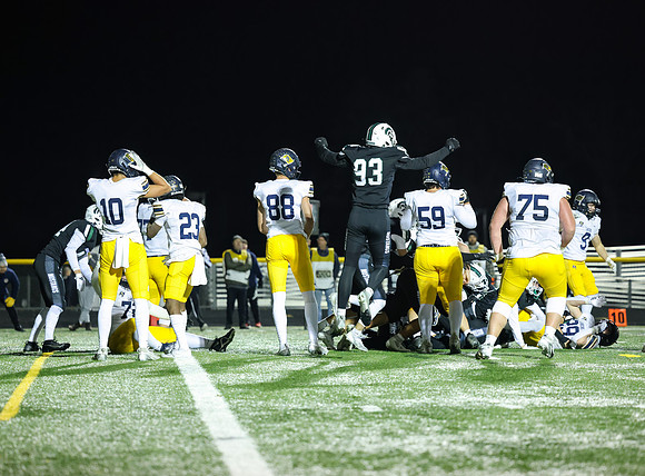 Mounds View vs Prior Lake Varsity Football 201