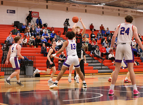 Centennial vs Spring Lake Park Varsity Basketball_298