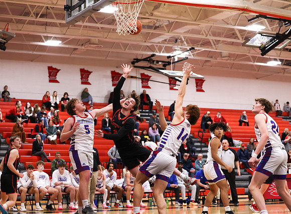 Centennial vs Spring Lake Park Varsity Basketball_10