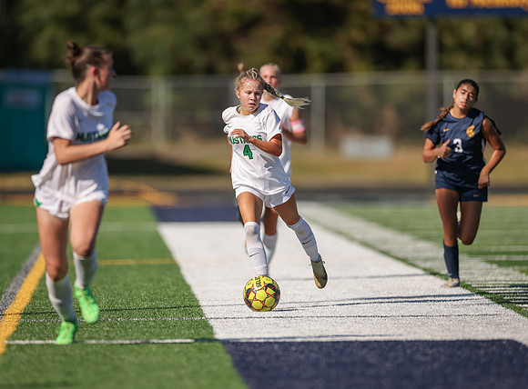 Mounds View vs Mahtomedi Girls Varisty Soccer 180