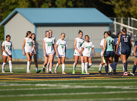 Mounds View vs Mahtomedi Girls Varisty Soccer 319