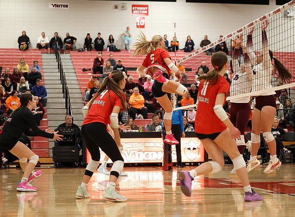 Centennial vs Anoka Girls Varsity Volleyball 115