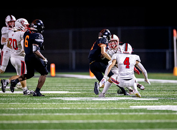Centennial vs Osseo Varisty Football 160