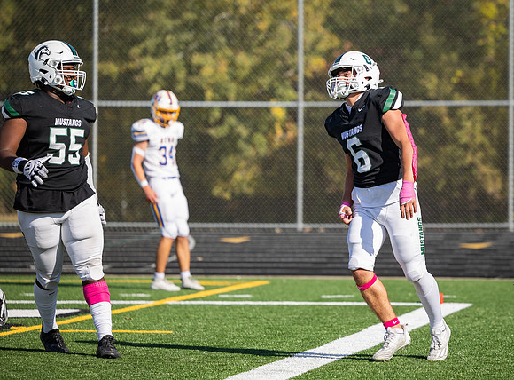 Mounds View vs STMA Varsity Football 222