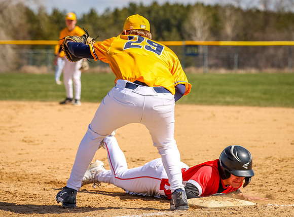 Centennial vs Mahtomedi JV Baseball_675