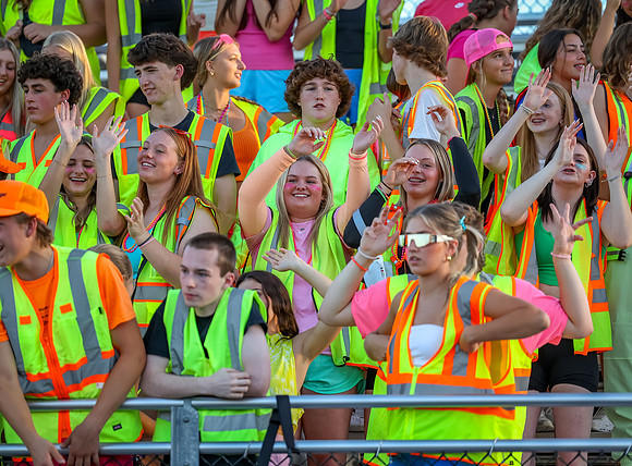 Centennial vs Osseo Varisty Football 240
