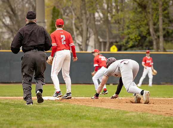 Forest Lake vs Duluth East Varsity Baseball 284