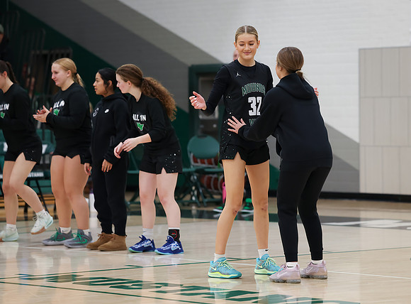 Mounds View vs Forest Lake Varsity Basketball 25