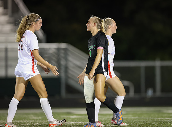 Mounds View vs Stillwater Varsity Soccer 157