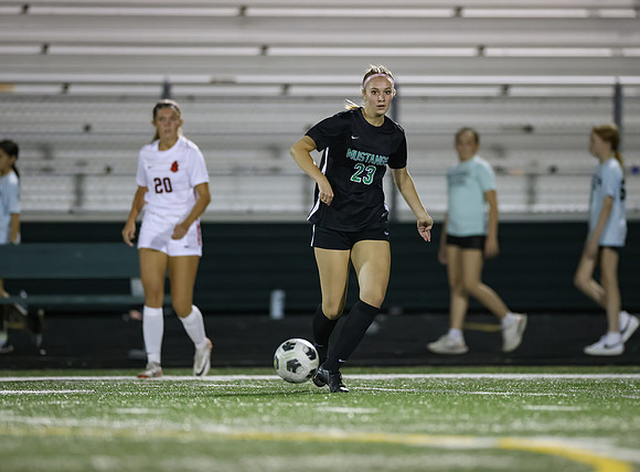 Mounds View vs Stillwater Varsity Soccer 145