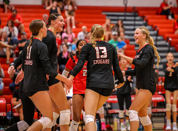 Centennial vs Duluth East Varsity Volleyball 81